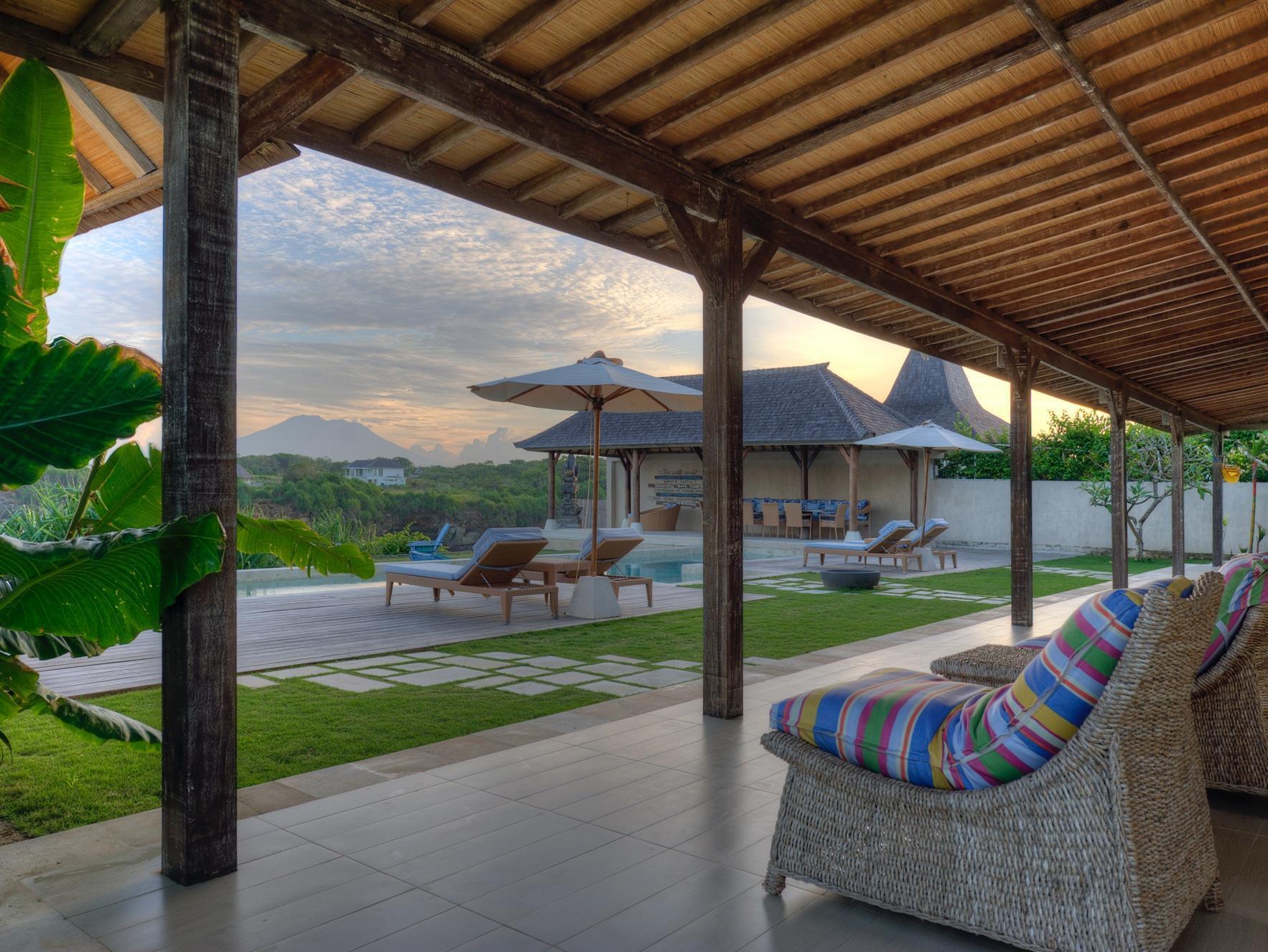 Casa Del Mar Villa นูซาเลมโบงัน ภายนอก รูปภาพ